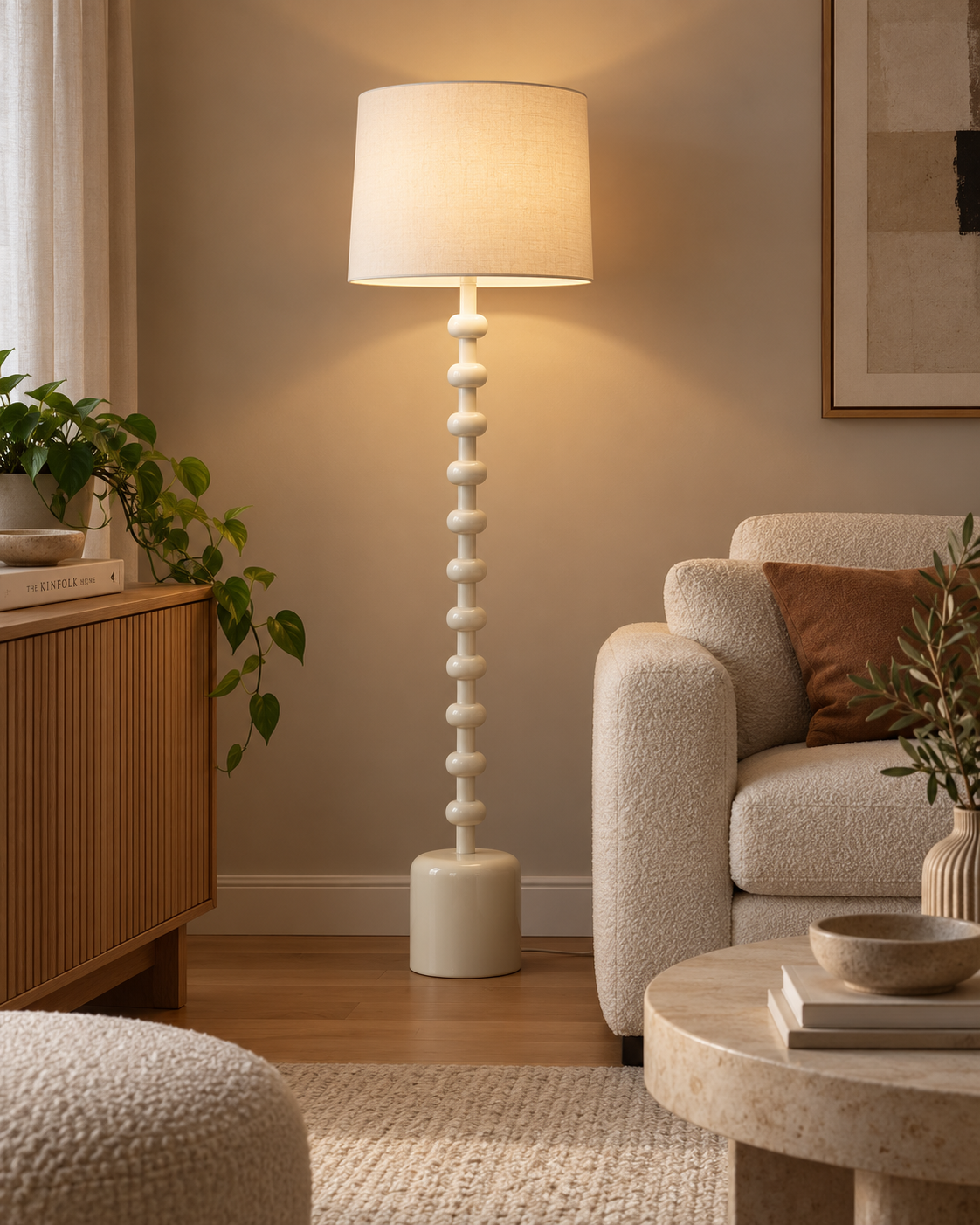 Biała lampa podłogowa z lnianym abażurem 159 cm