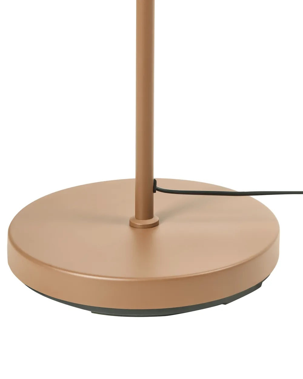 Brązowa metalowa lampa podłogowa z plecionym abażurem 150 cm